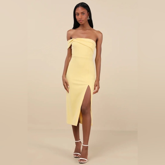 Lulus Dresses & Skirts - Lulus Twist and Make Up Light Yellow One-Shoulder Bodycon Midi Dress